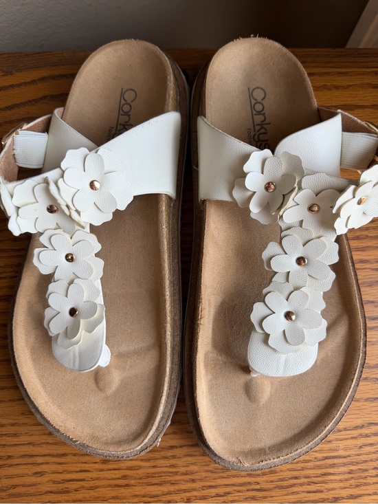 Corkys Shoes - Corkys White Floral T-Strap Sandals with Gold Studs size 9 “Bless her heart”